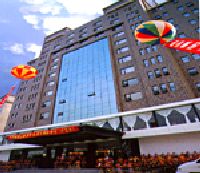 �峤�����Ÿ���Ź(Pudong Conference Exhibition Hotel)