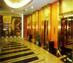 �������X (Charms Hotel)�@
